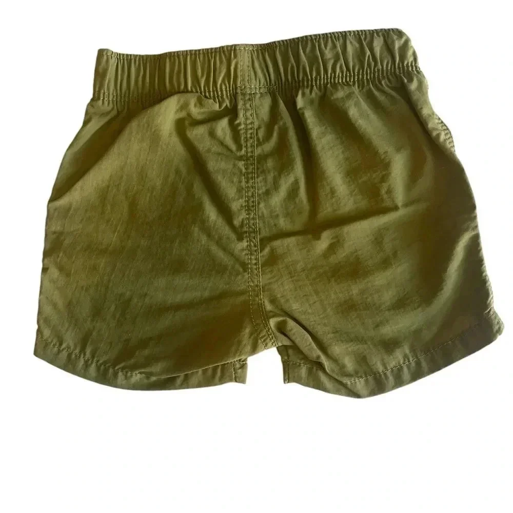 Old Navy Cargo shorts - Size 3-6 months